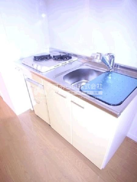 �y�L�b�`���z�@